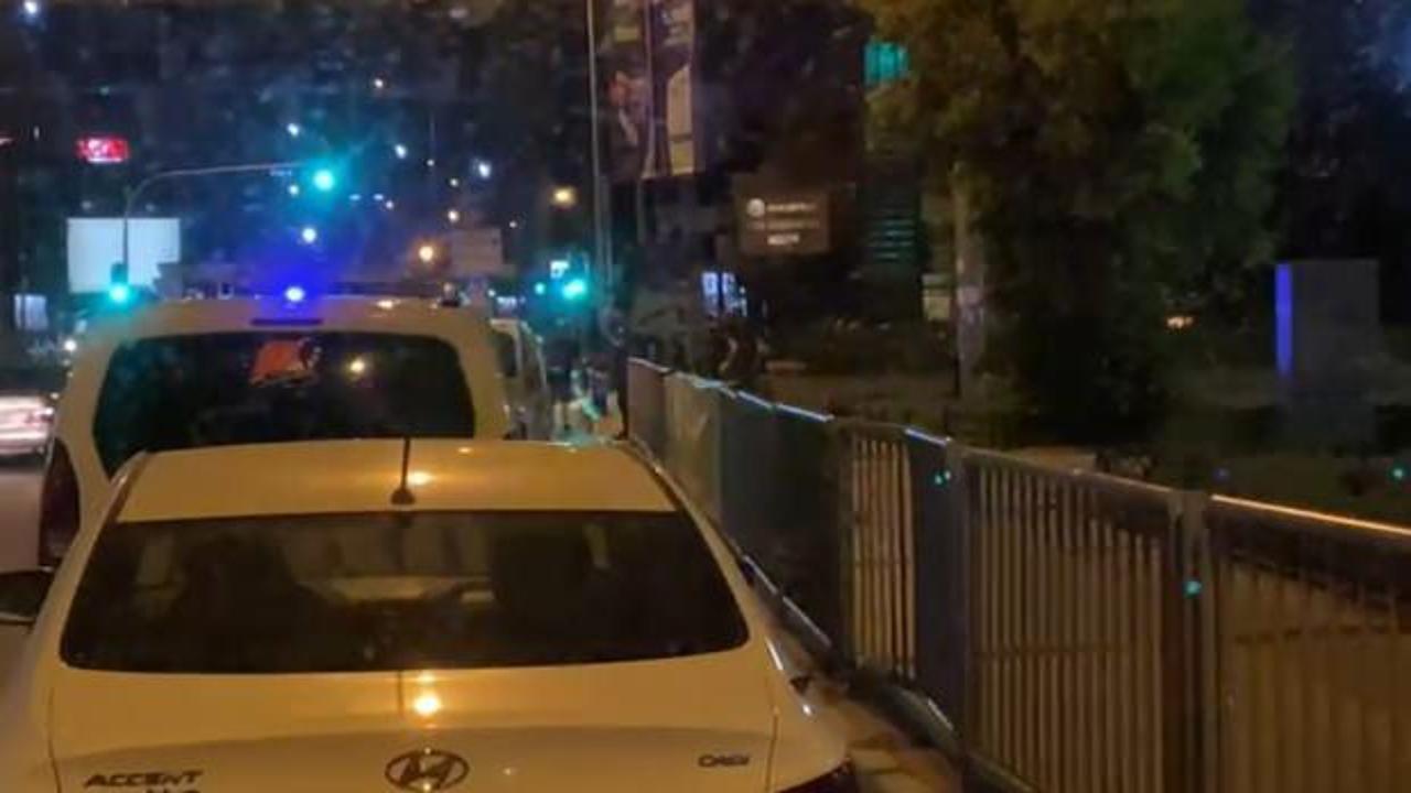2 kardeş kavgayı ayıran 3 kişiyi bıçakladı