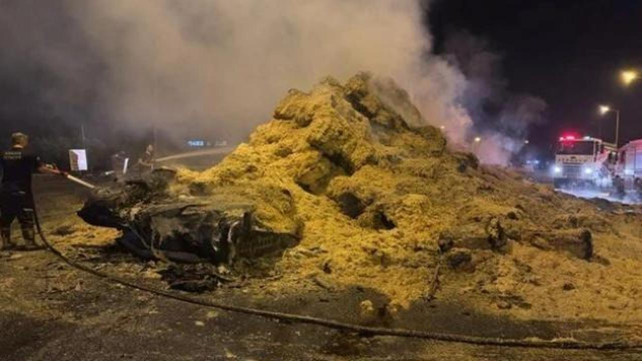 Adana'da saman yüklü TIR yandı