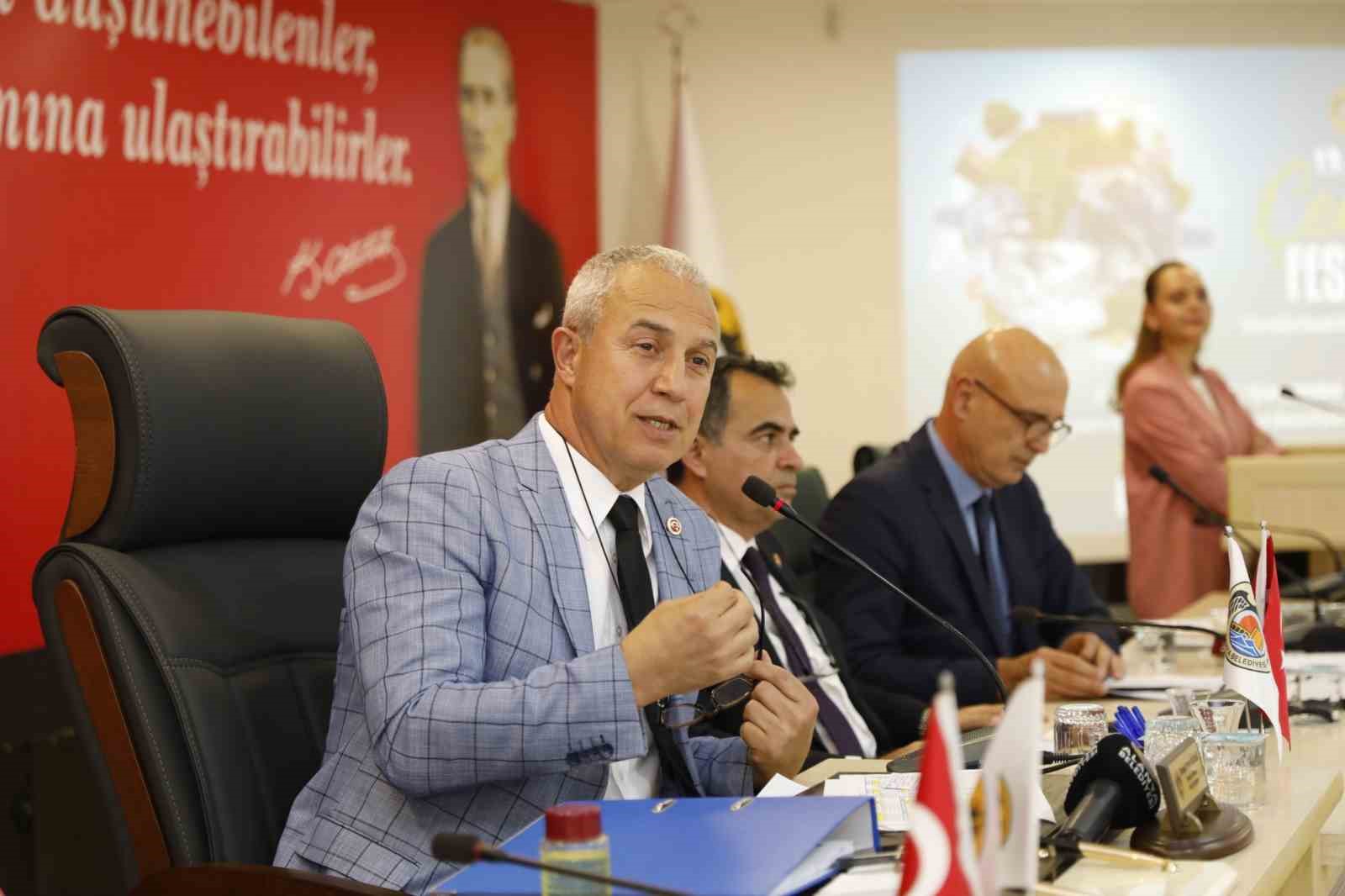 Alanya Belediye Başkanı Özçelik: “İki Ayda 176 Ton Akaryakıt Tasarrufumuz Var”