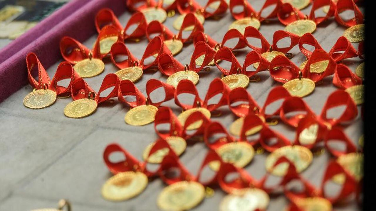 Altın fiyatları haftaya yükselerek başlıyor