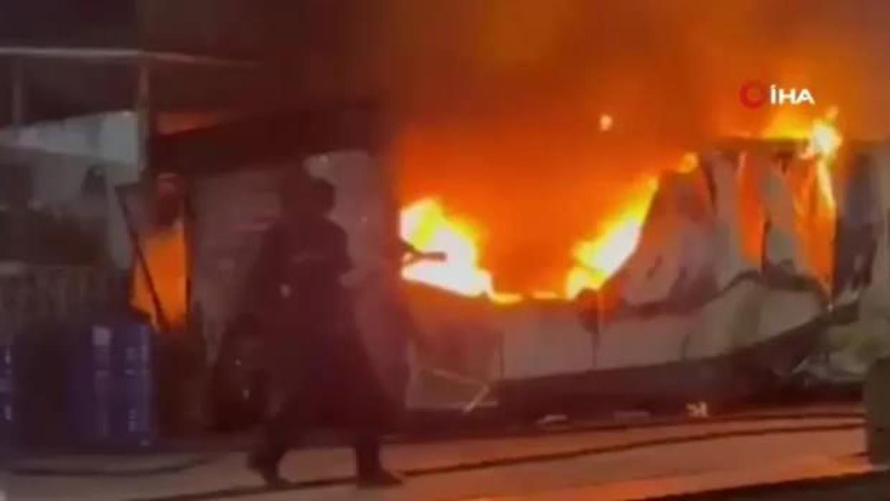 Ankara'da lunapark cayır cayır yandı