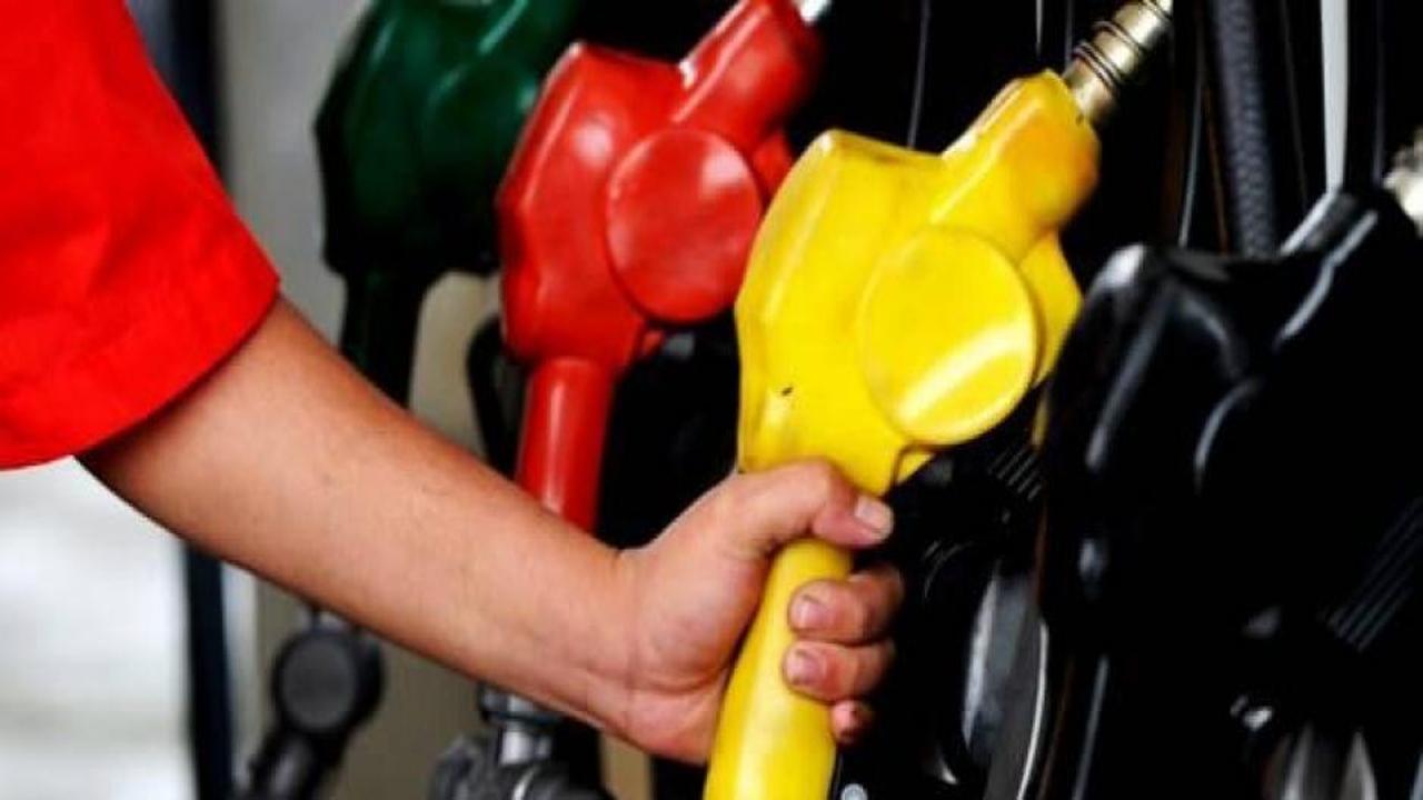 Benzine ve motorine zam bekleniyor