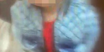 Bu nasıl baba...Çocuklarını birbirine bağlayıp işkence yaptı