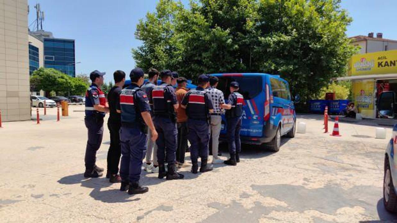 Bursa'da 11 kaçak göçmen yakalandı