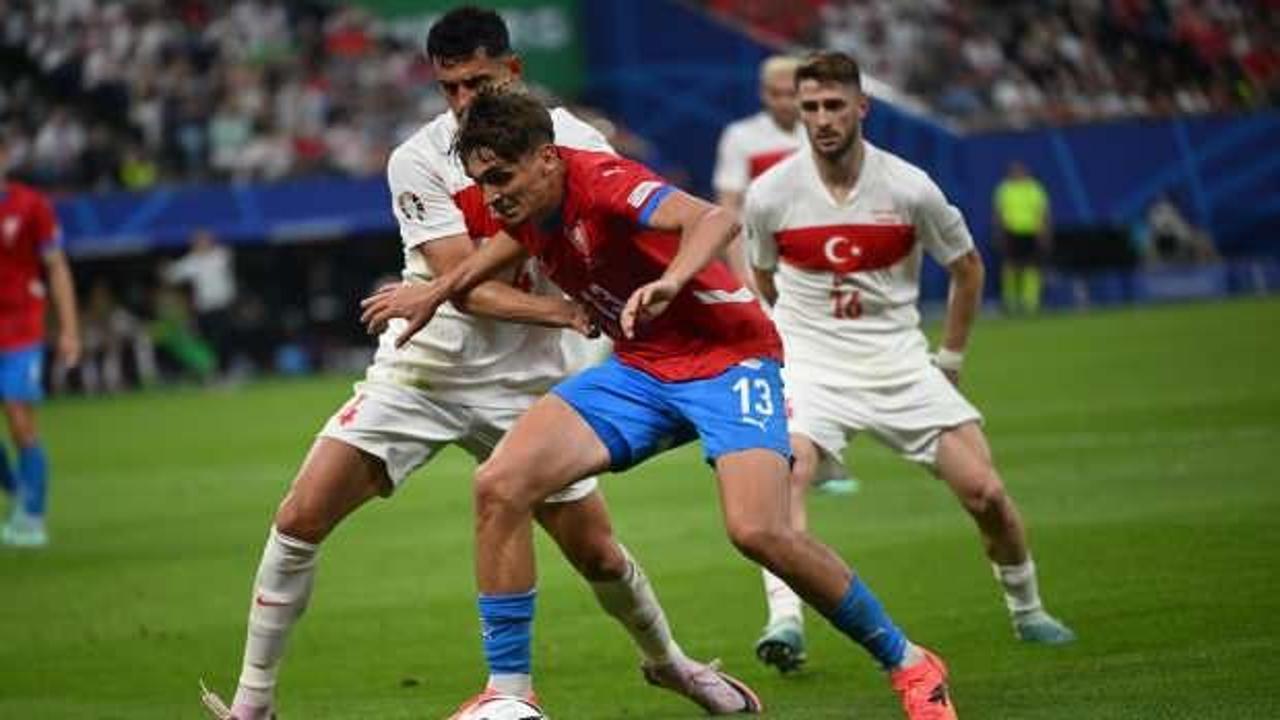 Çekya-Türkiye maçı tarihe geçti! Daha önce böylesi görülmedi