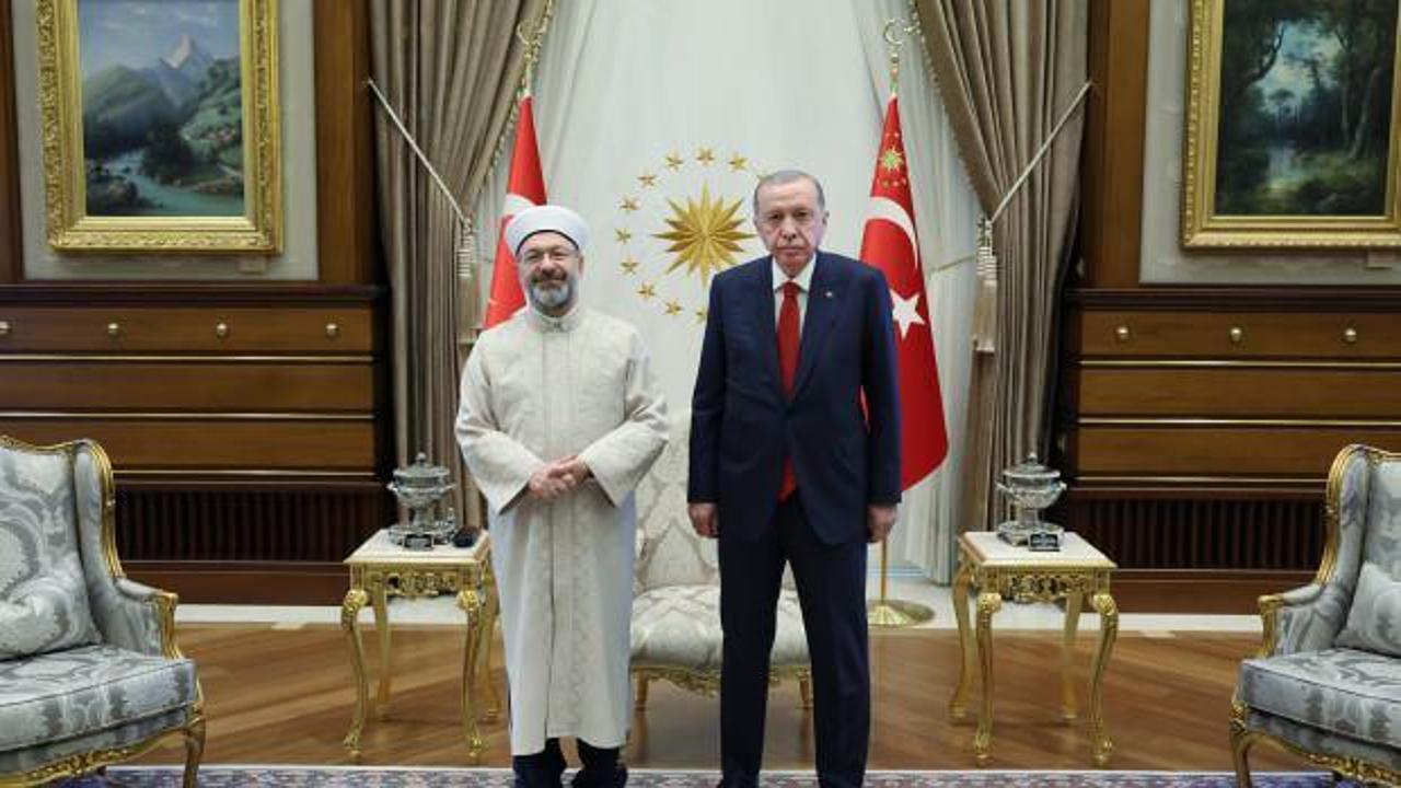 Cumhurbaşkanı Erdoğan Diyanet İşleri Başkanı Erbaş ile görüştü