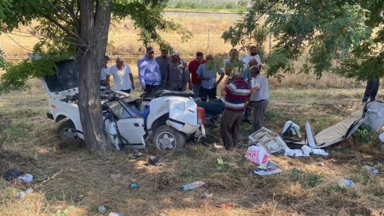 Denizli’de feci kaza: 1 vatandaş öldü, 1 yaralı