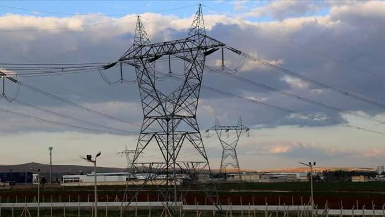 Elektrik üretimi nisanda yüzde 1,4 azaldı