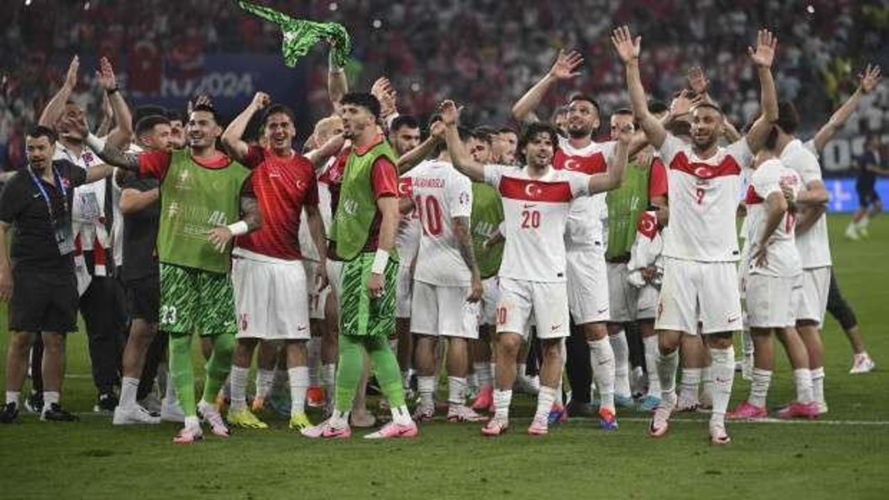 Engin Aysever millilere kin kustu! Ağır ithamlar!