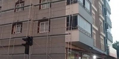 İnşaat İşçisi İskeleden Düşerek Hayatını Kaybetti