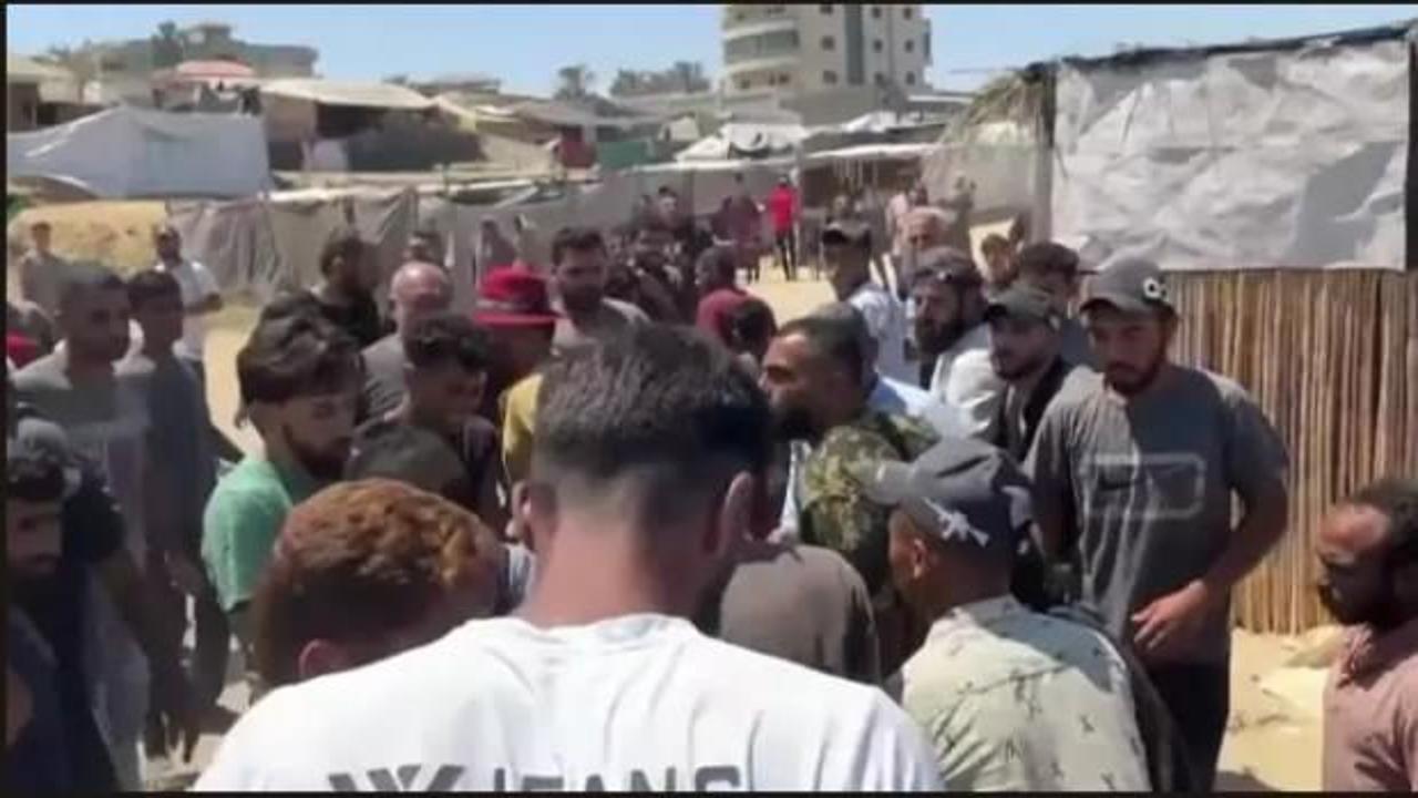 İsrail, Gazze'deki plajı vurdu