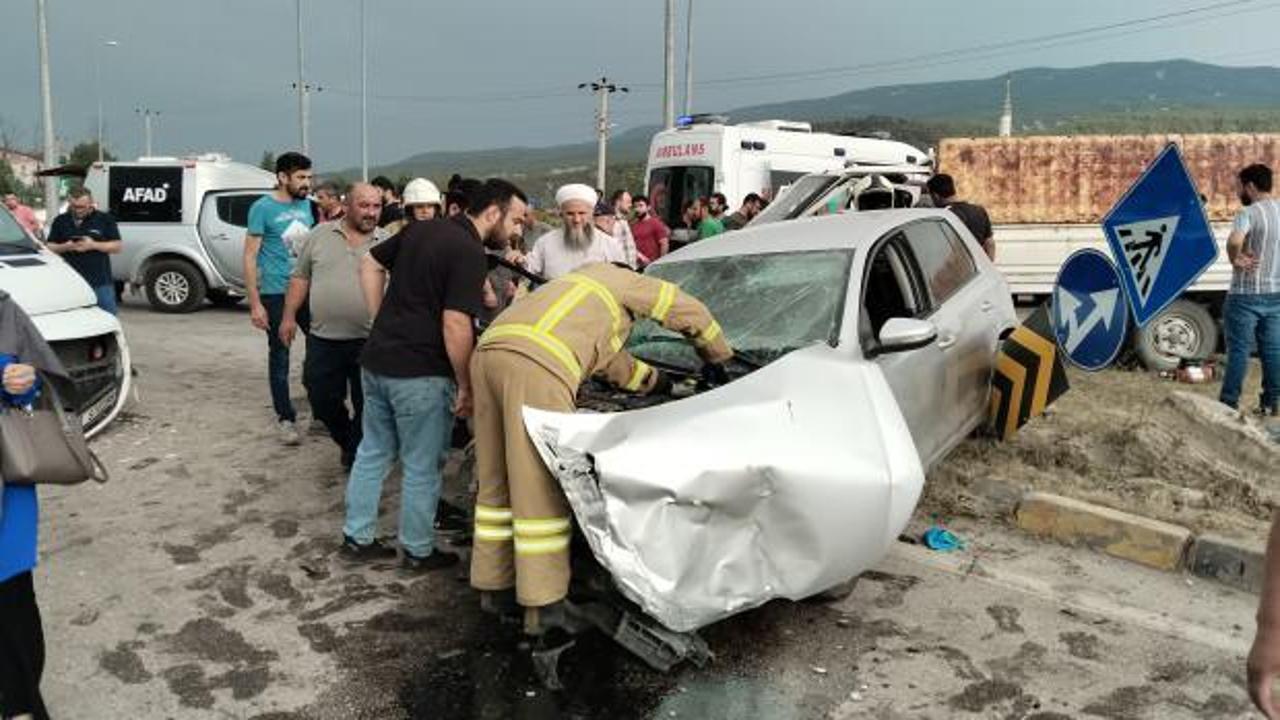 Karabük'te zincirleme kaza: 2'si ağır 4 yaralı
