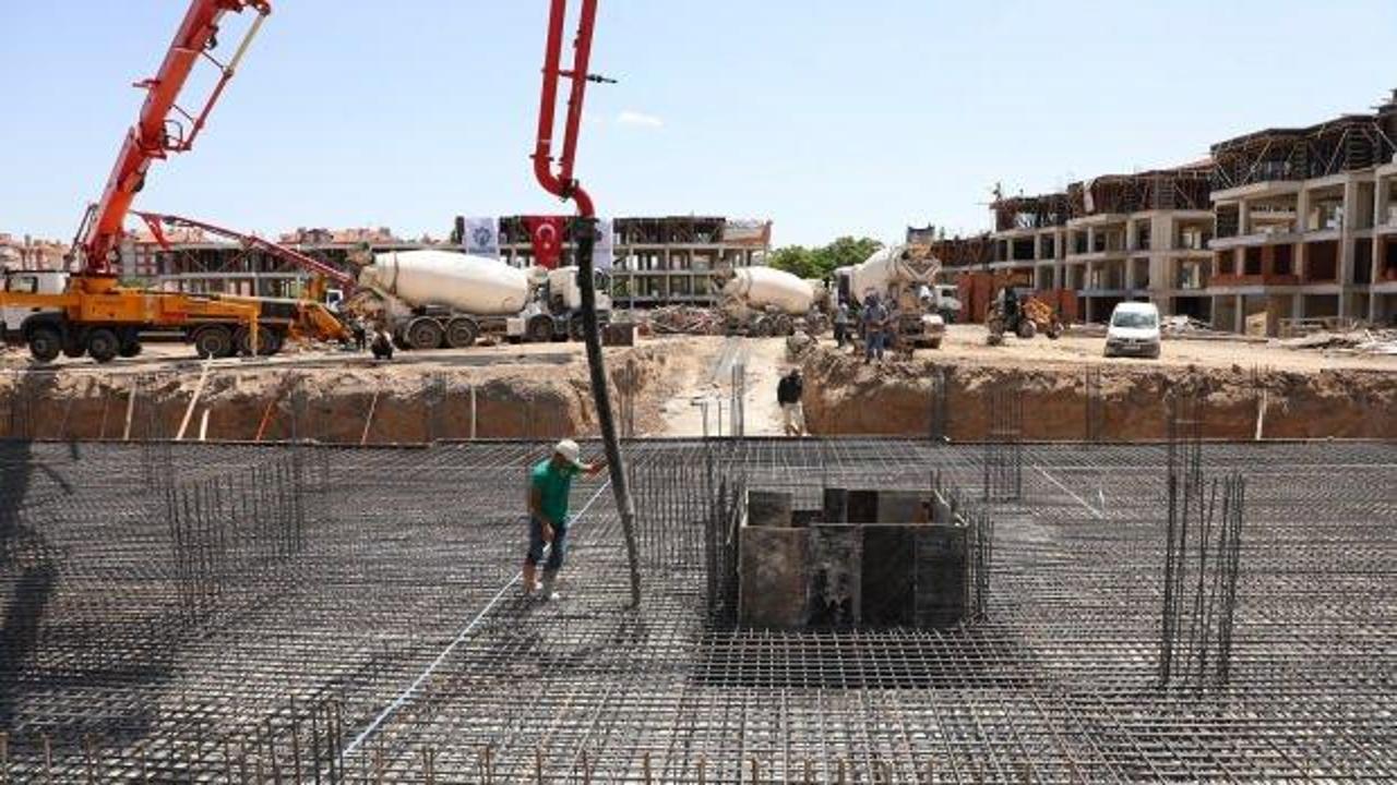 Karatay’ın 600 dairelik 44. konut hamlesinde temeller atıldı