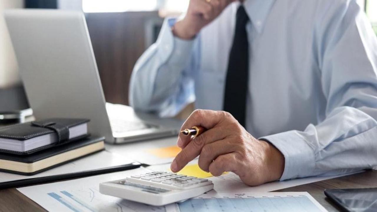 Maliye Sendikası, maliye çalışanlarının özlük haklarının iyileştirilmesini istedi