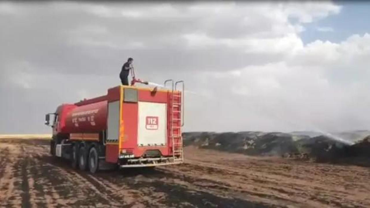 Mardin'de 70 ton saman balyası yandı