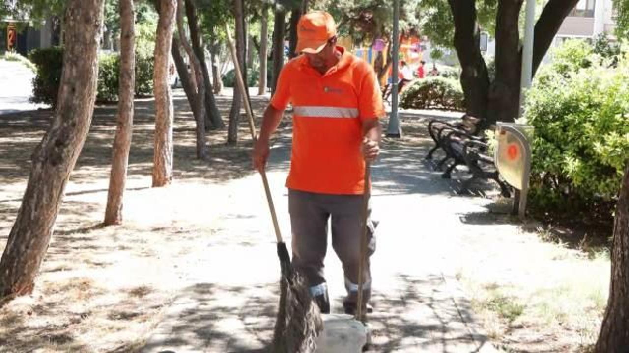 Para dolu çanta buldu! Polise teslim etti