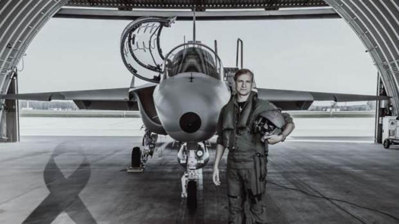 Polonya'da savaş uçağı düştü: Pilot öldü