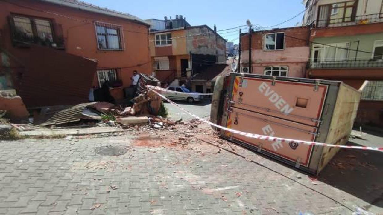 Şişli'de facianın eşiğinden dönüldü! Balkonu yıktı sonra yan yattı!