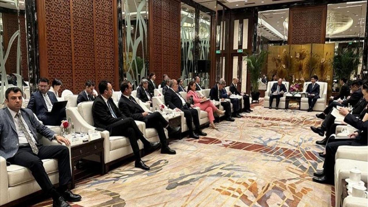 TBMM Sanayi Komisyonu Çin'de Türkiye'deki yatırım ve işbirliği fırsatlarını anlattı