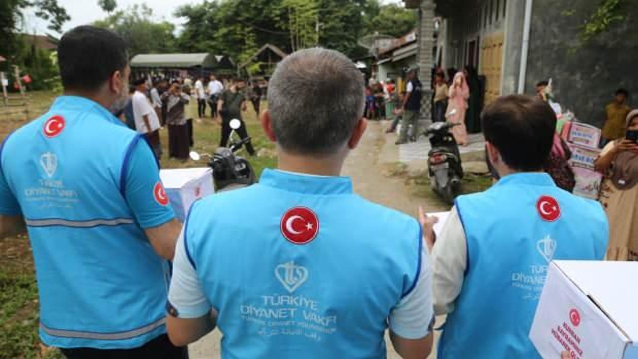 TDV gönüllüleri, Nijer'de vekalet yoluyla kesilen kurbanlıkları dağıttı